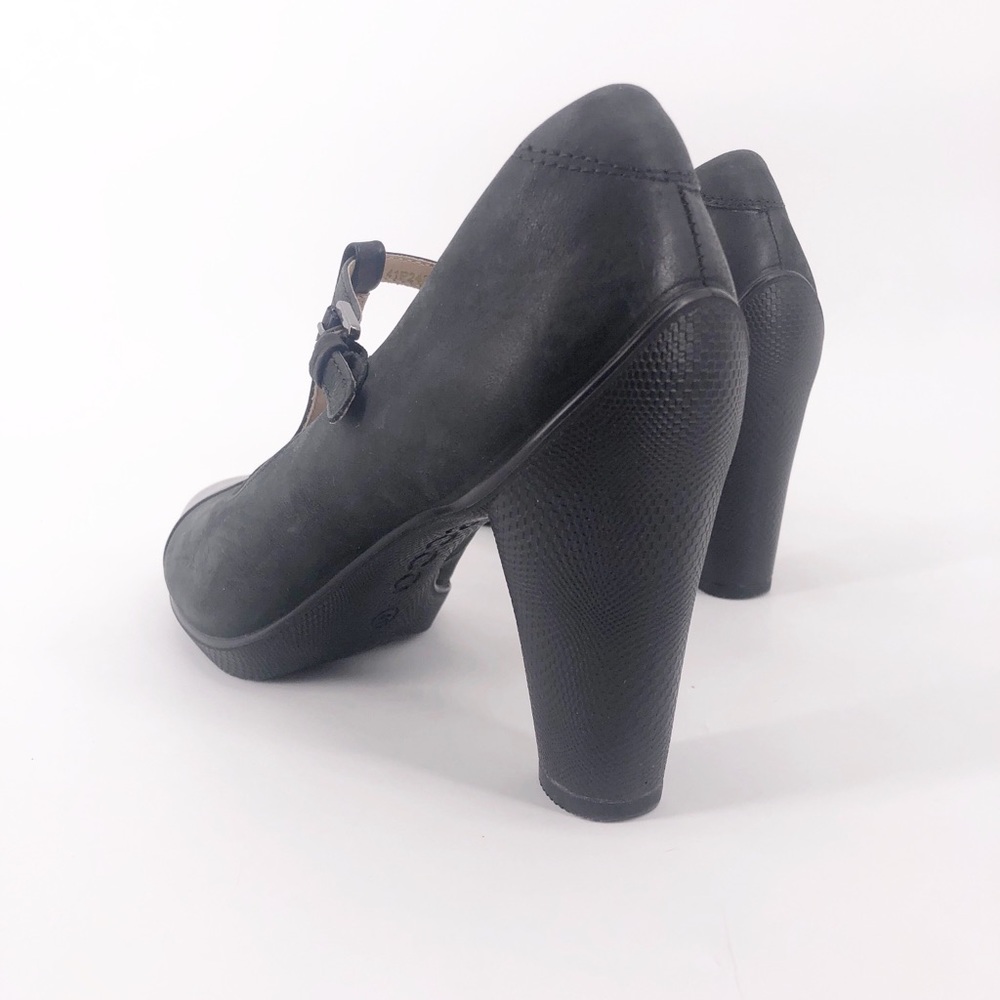 ECCO T-Strap Black 2 Tone Leather Cap Toe Heels